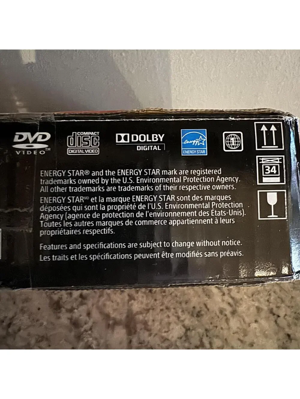 Sony‎ Progressive Scan DVD Player and CD Player Slim Design NEW DVP-SR210P Black